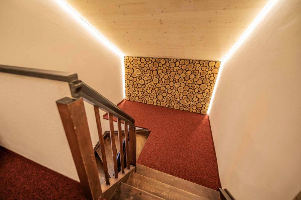 Ferienwohnung Ansitz Hofer Fulpmes Exterior foto