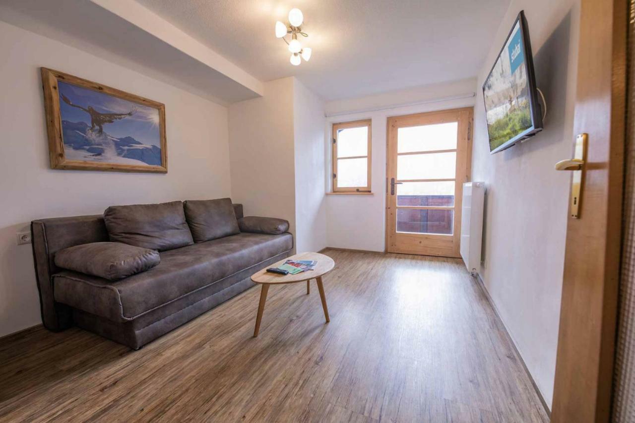 Ferienwohnung Ansitz Hofer Fulpmes Exterior foto